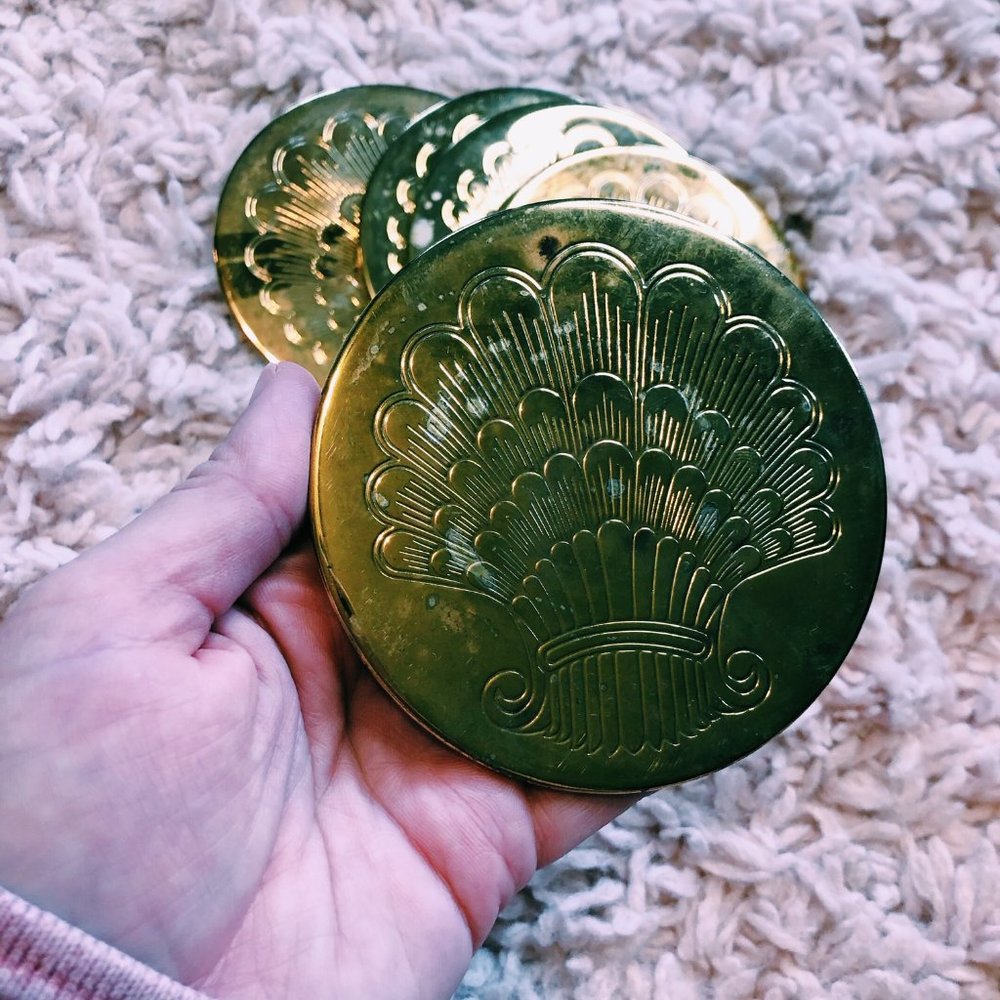 Vintage Set of 6 Gold Seashell Coasters w/ Backing - Picture 3 of 6